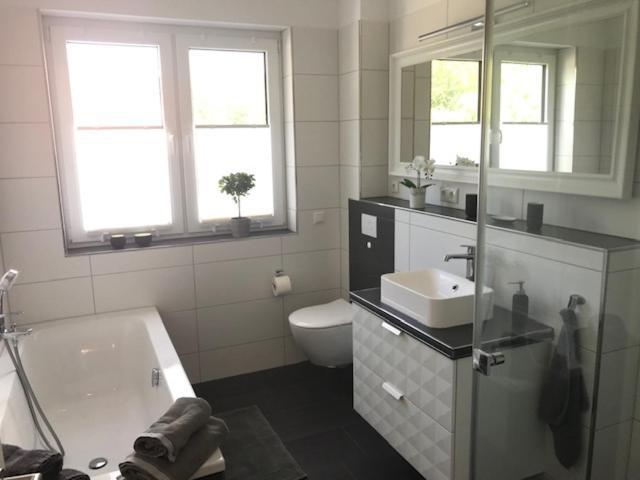 Top-Ferienwohnung Bei Berlin, Bis 3 Gaeste, Terrasse Und Garten Bestensee Exterior photo